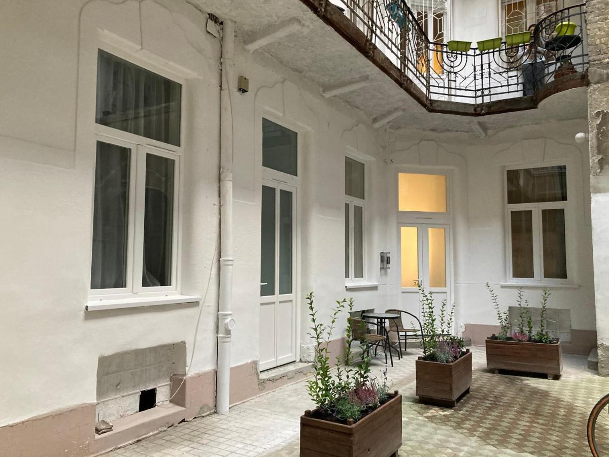Carina Family Apartment Downtown Budapest Extérieur photo